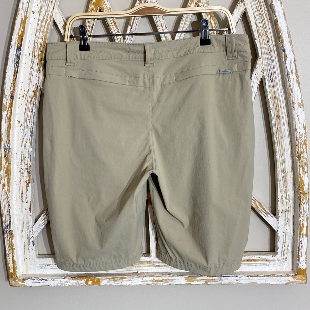 Eddie Bauer stretch shorts - Picture 2 of 6